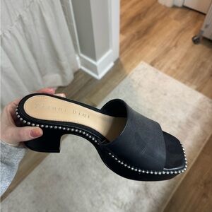 NEE Gianni Bini Black Mules
